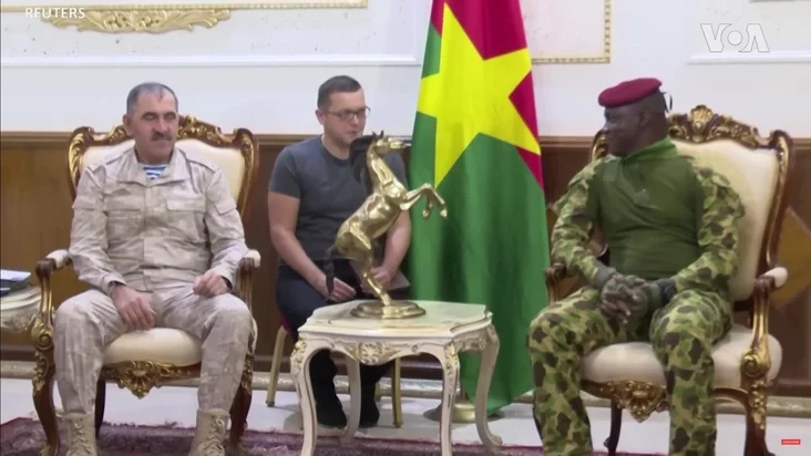 Юнус-Бек Евкуров и лидер Буркина-Фасо Ибрагим Траоре Yunus-Bek Yavkurov and Burkina Faso leader Ibrahim Traoré Юнус-Бек Яўкураў і лідар Буркіна-Фасо Ібрагім Траорэ