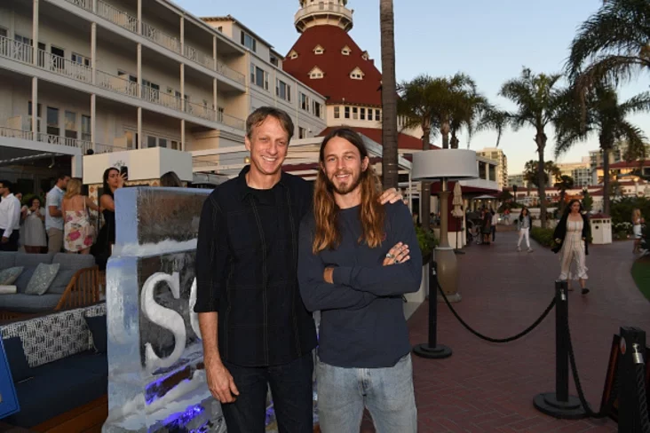 Toni Chouk i Rajli Chouk Tony Hawk and Riley Hawk Toni Chouk i Rali Chouk